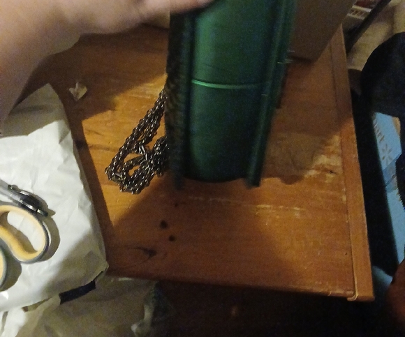 Green Quilted Shoulder/ Crossbody Bag With Chain Strap - Picture 4 of 11